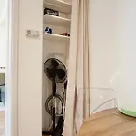 Stylisches Mit Terrasse Für Max 4 Personen In Nähe Zum Hbf Und Koblenzer-innenstadt *