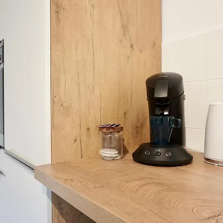 Apartmán Stylisches Mit Terrasse Fuer Max 4 Personen In Naehe Zum Hbf Und Koblenzer-innenstadt *