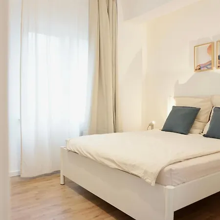 Apartmán Stylisches Mit Terrasse Fuer Max 4 Personen In Naehe Zum Hbf Und Koblenzer-innenstadt